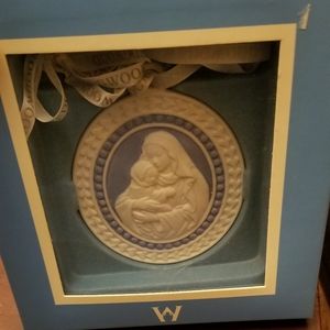 Mary and babe christmas ornament